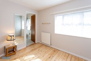 Bedroom- click for photo gallery